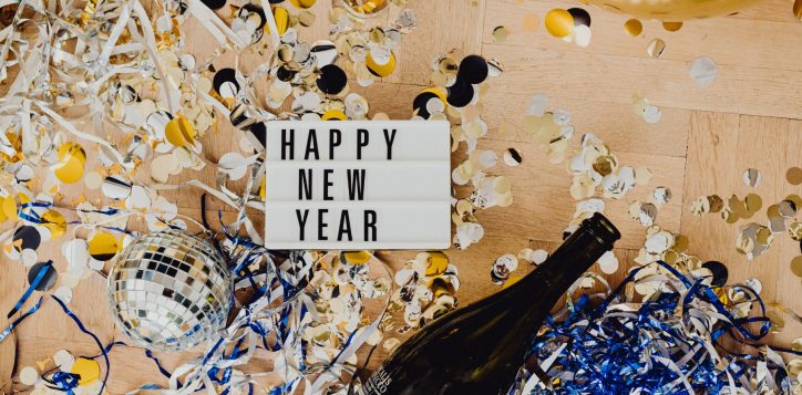 mmk_newyearoffer_main-banner_1800x1200px-2